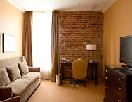 Craddock-terry-hotel-suites-a