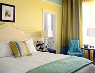 Hotel-deluxe-queen-deluxe