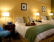 Hotel-deluxe-queen-queen-premier