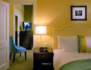 Hotel-deluxe-queen-suite