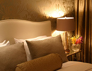 The-hotel-veritas-petite-queen