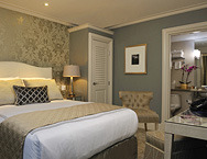 The-hotel-veritas-queen